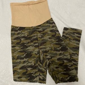 Secret Fit Belly Maternity Leggings